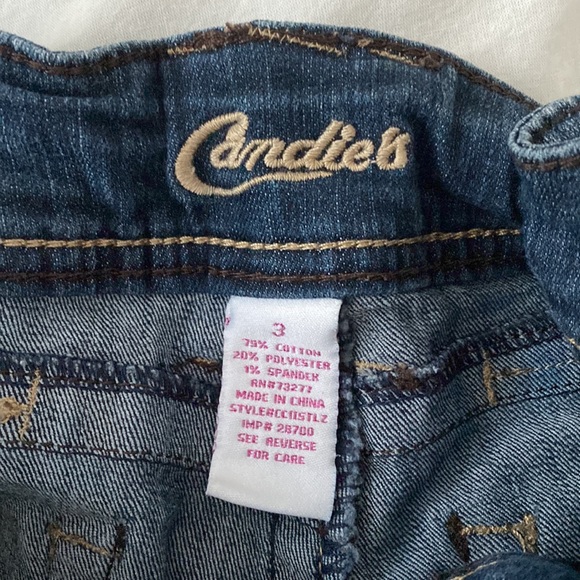 Denim Shorts 🦋 - Picture 5 of 5